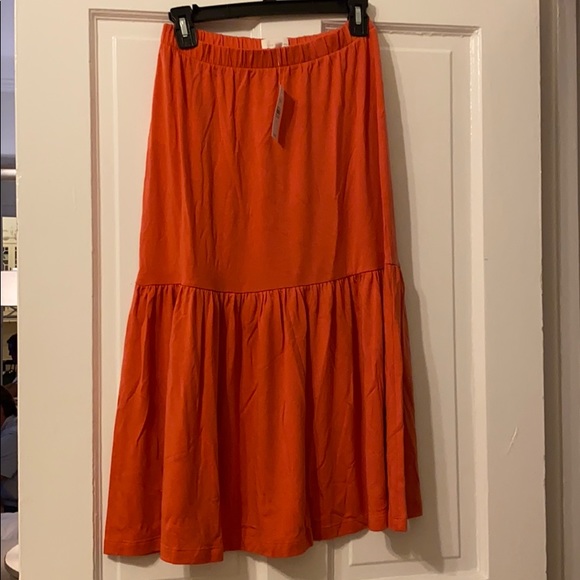 Lou & Grey Dresses & Skirts - Lou & Grey Signature Soft Ruffle Midi Skirt - XS